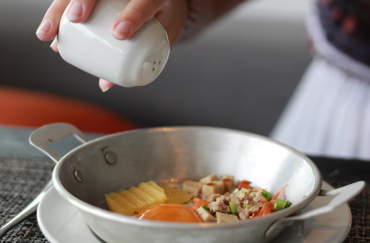 Contoh Makanan Asin