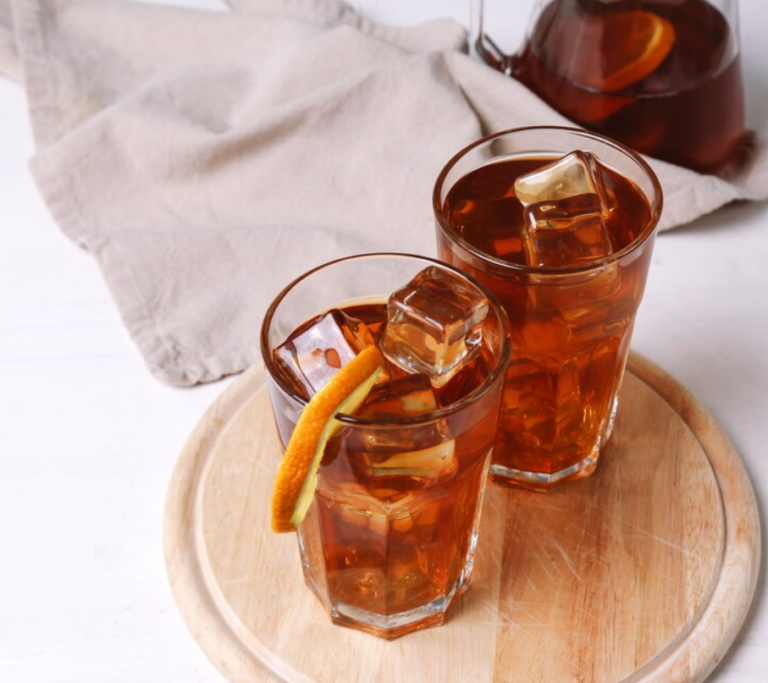 Ilustrasi Gerobak Es Teh dengan Berbagai Pilihan Rasa